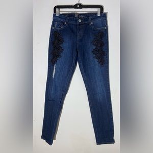 Women’s Kut from the Kloth Skinny Jeans with Embroidery Size: 4